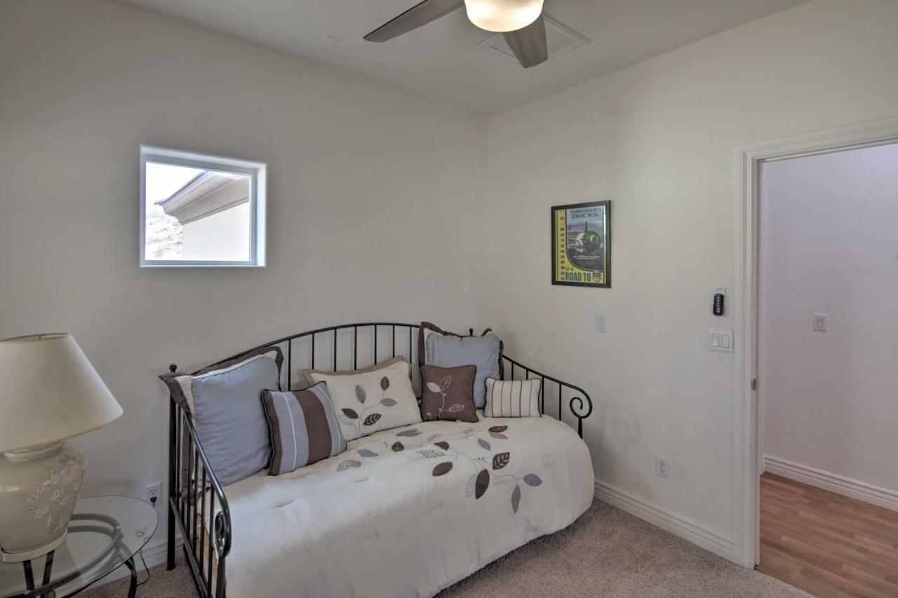 Desert Condo With Pool About 3 Miles To Colorado River! Bullhead City Exteriér fotografie